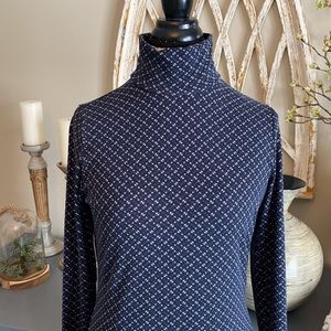 Ladie’s Lands End turtleneck